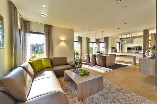 Platz für alle! Exklusiver lichtdurchfluteter Neubau aus dem Hause BIEN ZENKER inkl. Baugrundstück
